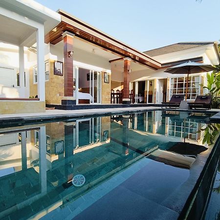 Luxury Private 2Bed Poolvilla In Lovina Twinflower Villa Dış mekan fotoğraf